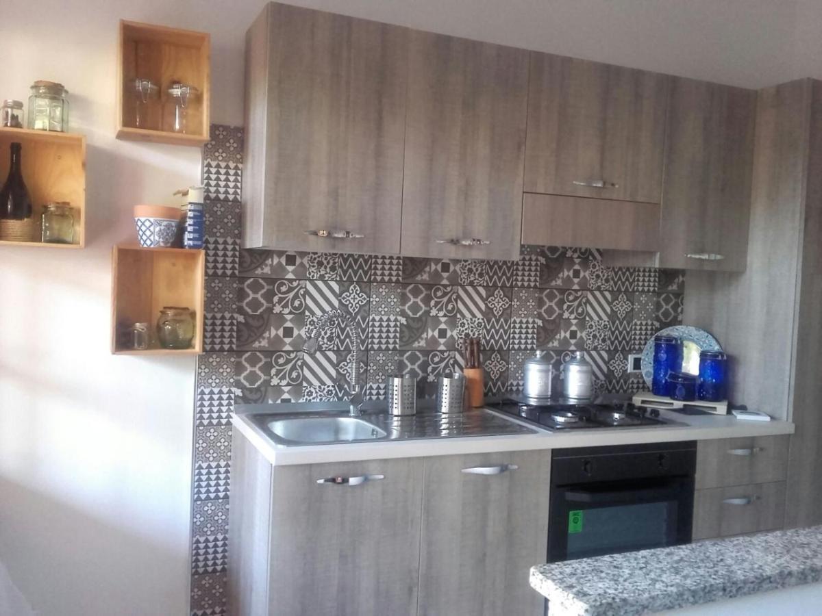 Asherat B&B Carbonia Ngoại thất bức ảnh