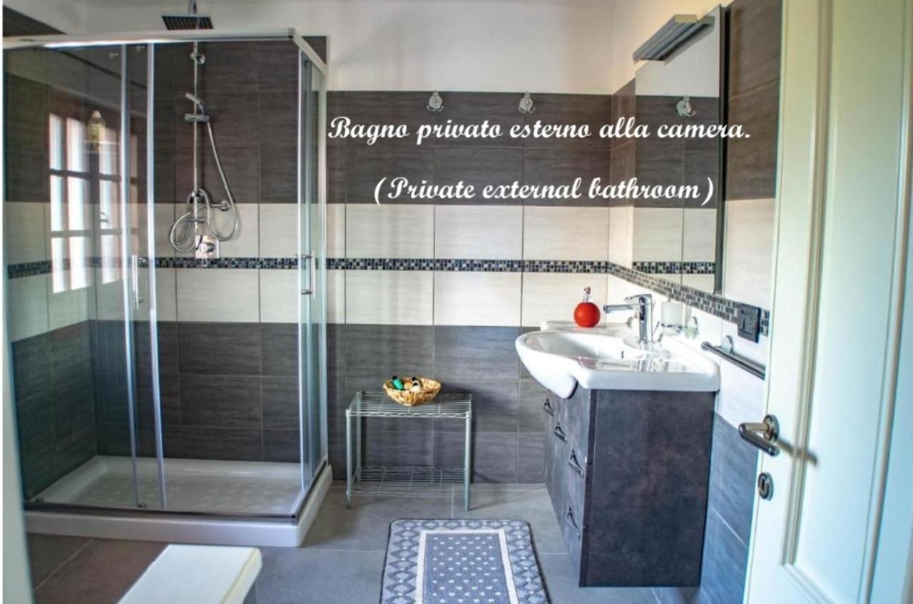 Asherat B&B Carbonia Ngoại thất bức ảnh